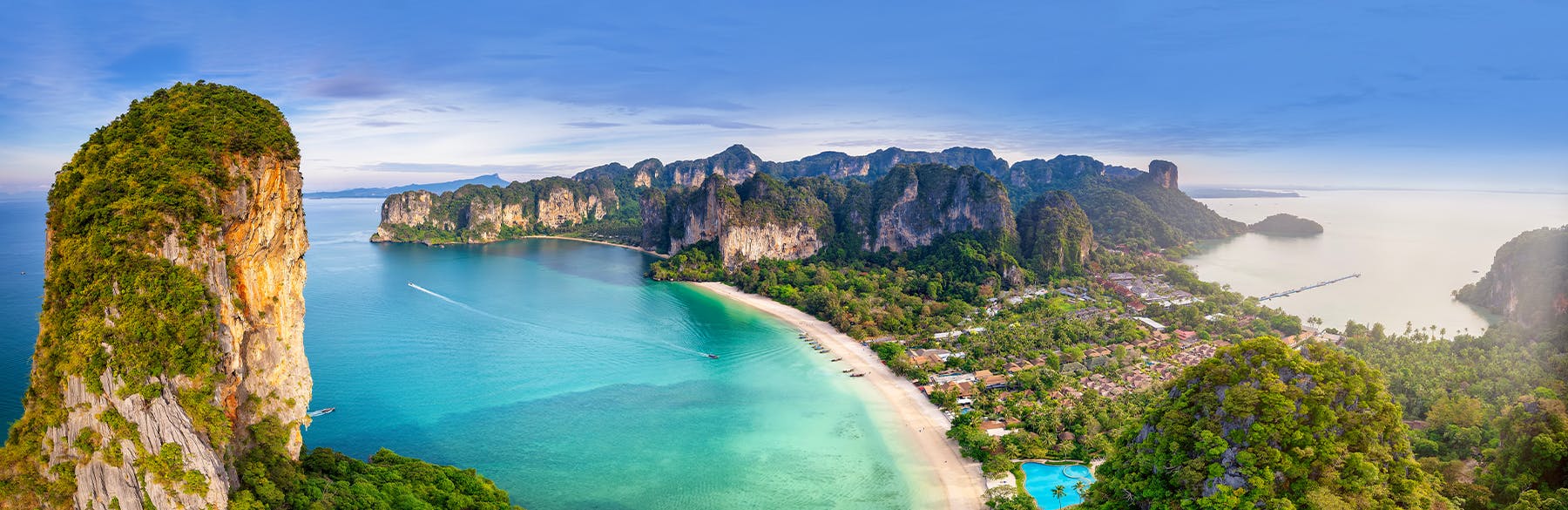 >Take a Flight Beyond Expectations